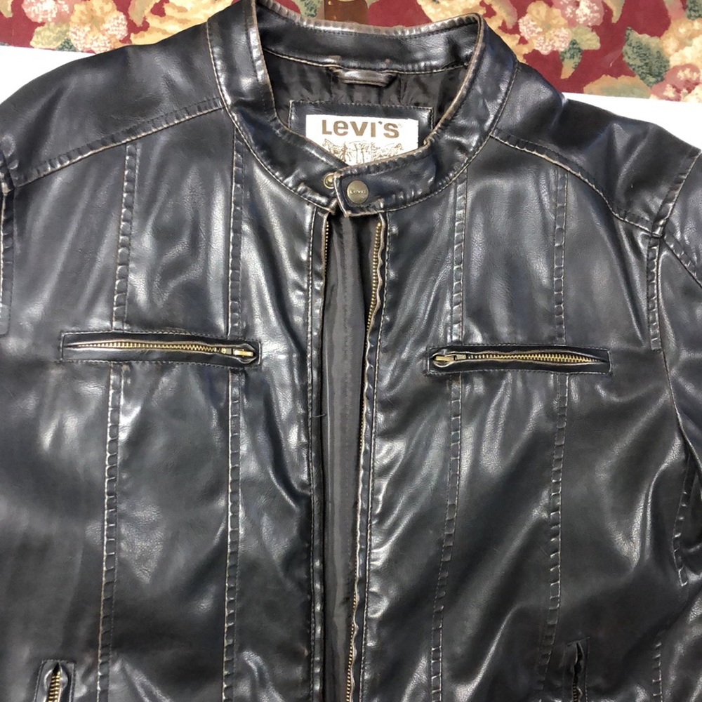 Levis Jacket, 100% Polyester. Used Item. - image 2